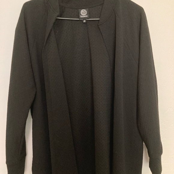 Bobeau Cardigan - Picture 2 of 4